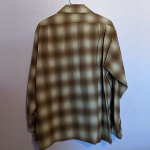 Pendleton Shirts - Vintage Pendleton Button Up Plaid Shirt - Large Pendleton Shirts - Vintage Pendleton Button Up Plaid Shirt - Large
